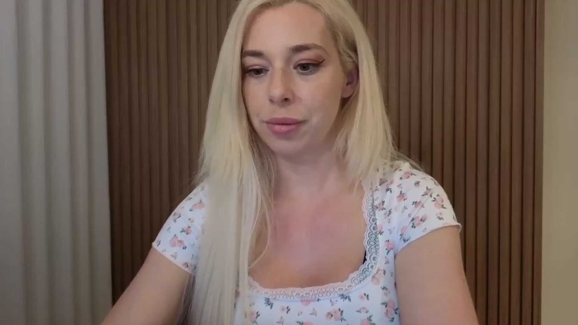 Gallery image thumbnail from Riley_Parks's myfreecams stream on, 03/24/2026, 04:22 image 17 of 20