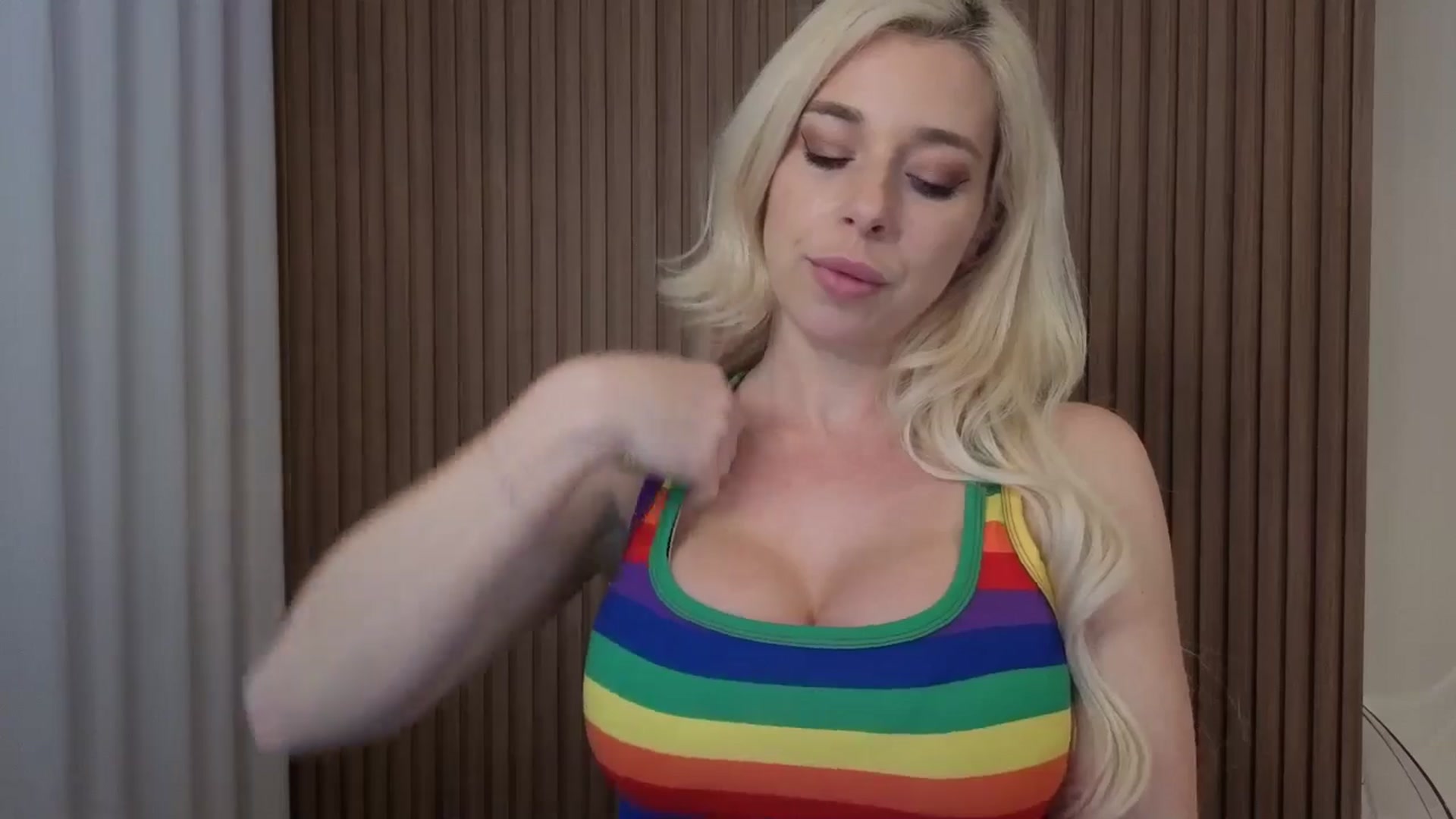 Gallery image thumbnail from Riley_Parks's myfreecams stream on, 04/04/2026, 24:42 image 2 of 20