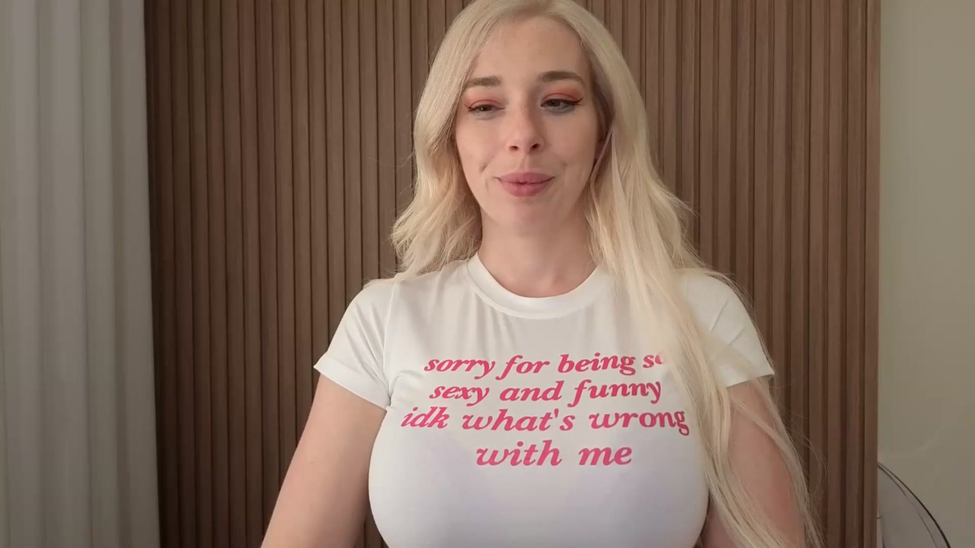Gallery image thumbnail from Riley_Parks's myfreecams stream on, 04/08/2026, 23:10 image 3 of 20