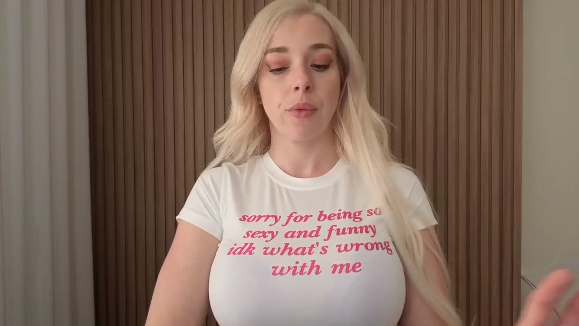 Gallery image thumbnail from Riley_Parks's myfreecams stream on, 04/08/2026, 23:10 image 2 of 20