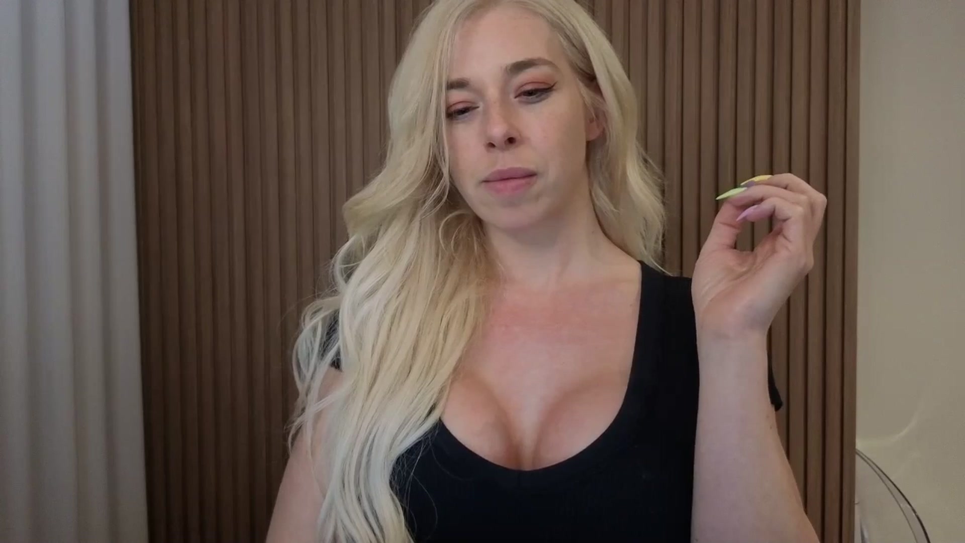 Gallery image thumbnail from Riley_Parks's myfreecams stream on, 04/09/2026, 04:39 image 2 of 20