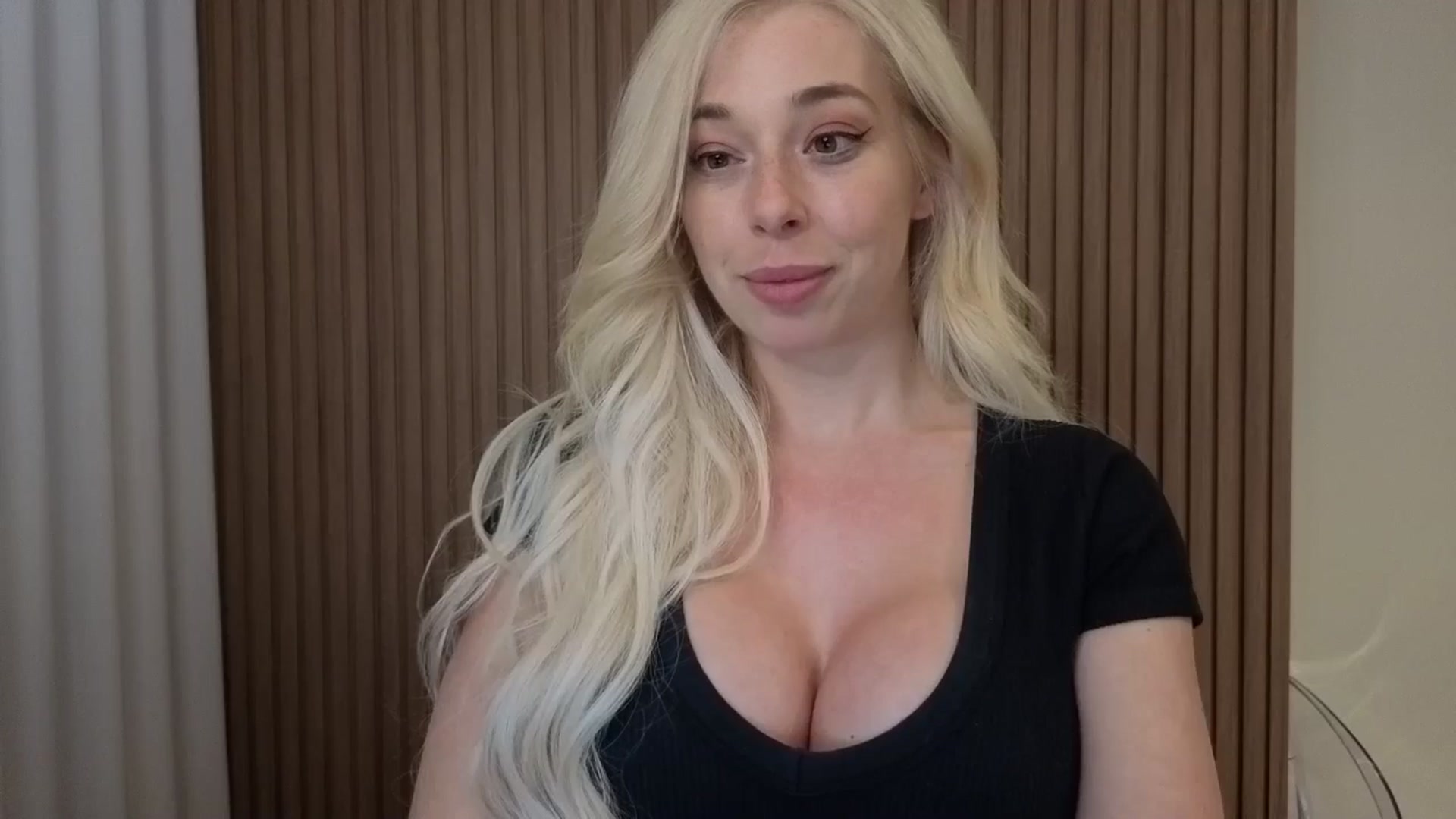 Gallery image thumbnail from Riley_Parks's myfreecams stream on, 04/09/2026, 05:31 image 13 of 20