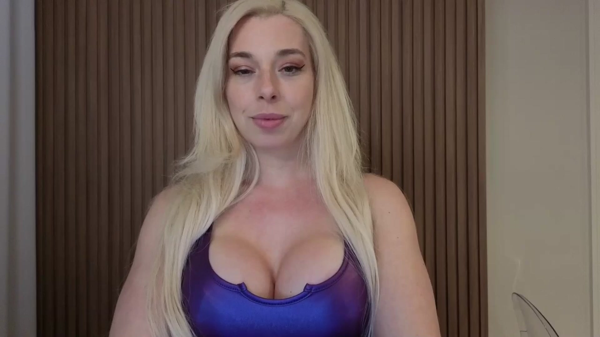 Gallery image thumbnail from Riley_Parks's myfreecams stream on, 04/15/2026, 23:34 image 11 of 20