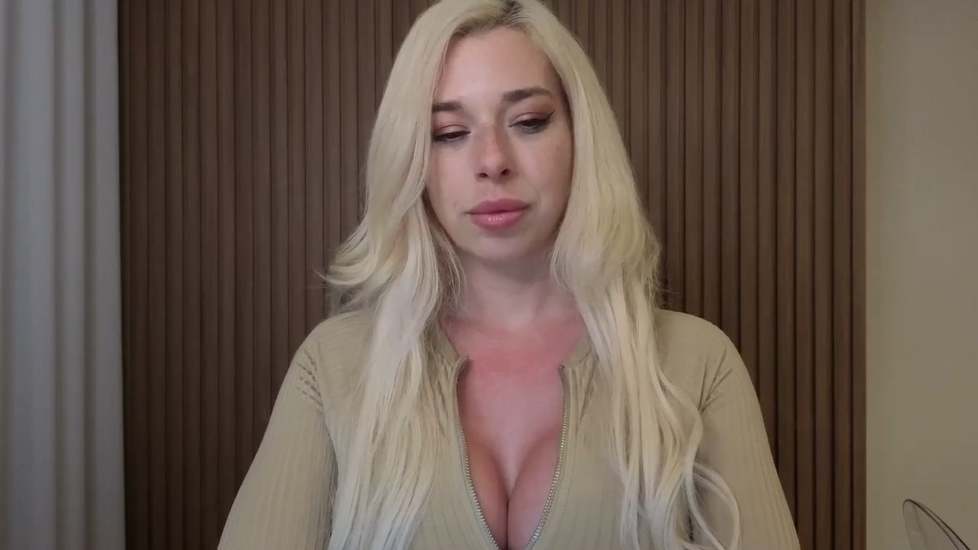 Gallery image thumbnail from Riley_Parks's myfreecams stream on, 05/02/2026, 03:01 image 16 of 20