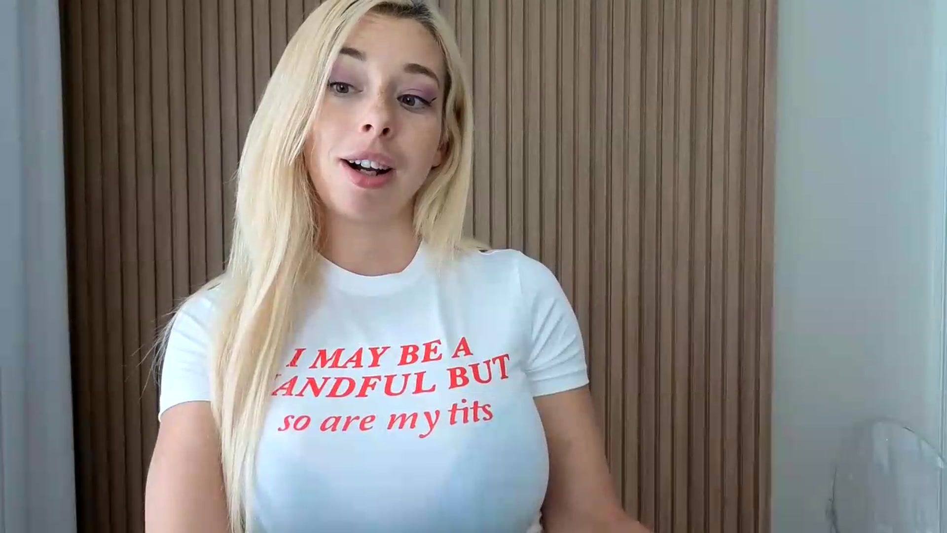 Gallery image thumbnail from Riley_Parks's myfreecams stream on, 06/21/2026, 22:11 image 14 of 20