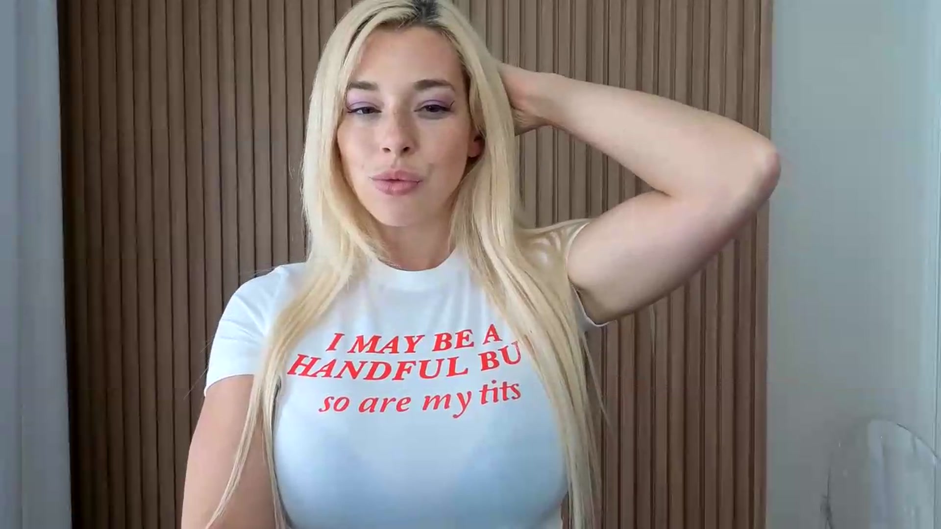 Gallery image thumbnail from Riley_Parks's myfreecams stream on, 06/21/2026, 22:11 image 2 of 20