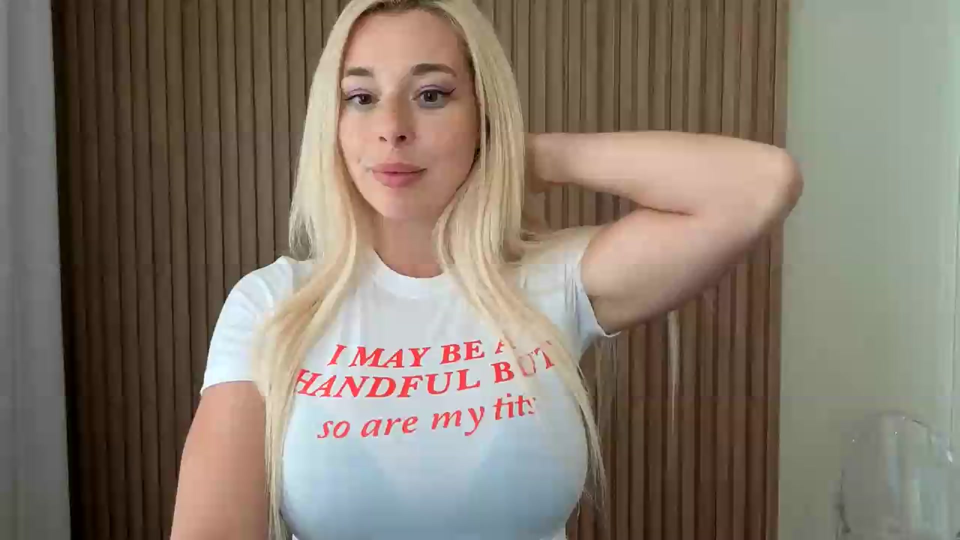 Gallery image thumbnail from Riley_Parks's myfreecams stream on, 06/22/2026, 24:00 image 9 of 20