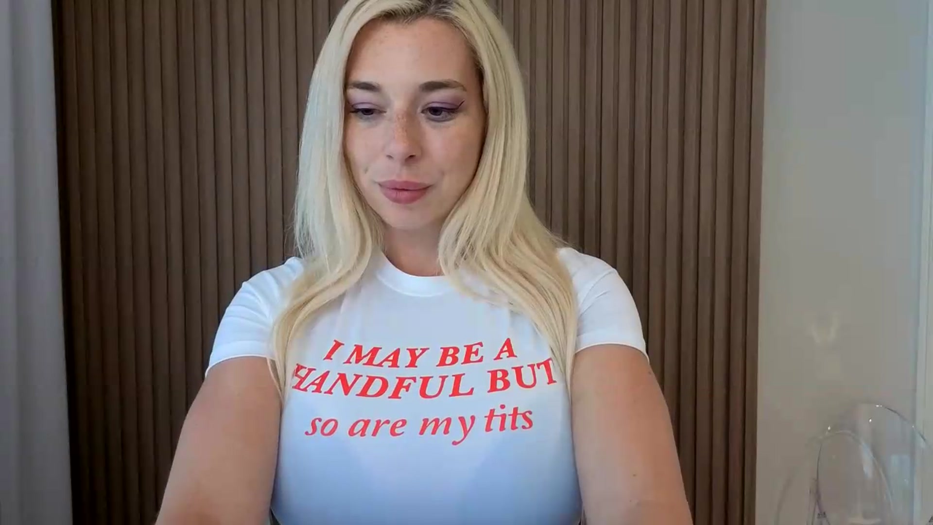 Gallery image thumbnail from Riley_Parks's myfreecams stream on, 06/22/2026, 24:00 image 15 of 20