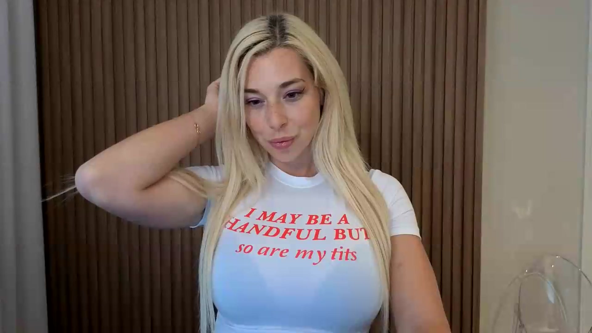 Gallery image thumbnail from Riley_Parks's myfreecams stream on, 06/22/2026, 24:32 image 15 of 20