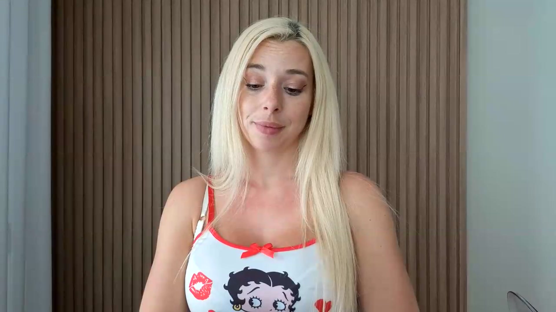 Gallery image thumbnail from Riley_Parks's myfreecams stream on, 07/23/2026, 22:52 image 4 of 20