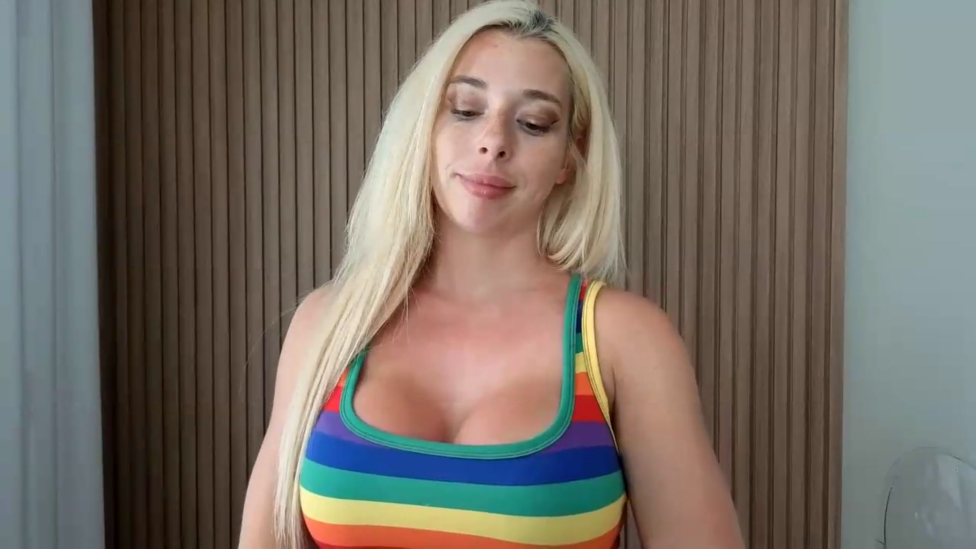Gallery image thumbnail from Riley_Parks's myfreecams stream on, 07/26/2026, 22:34 image 10 of 20