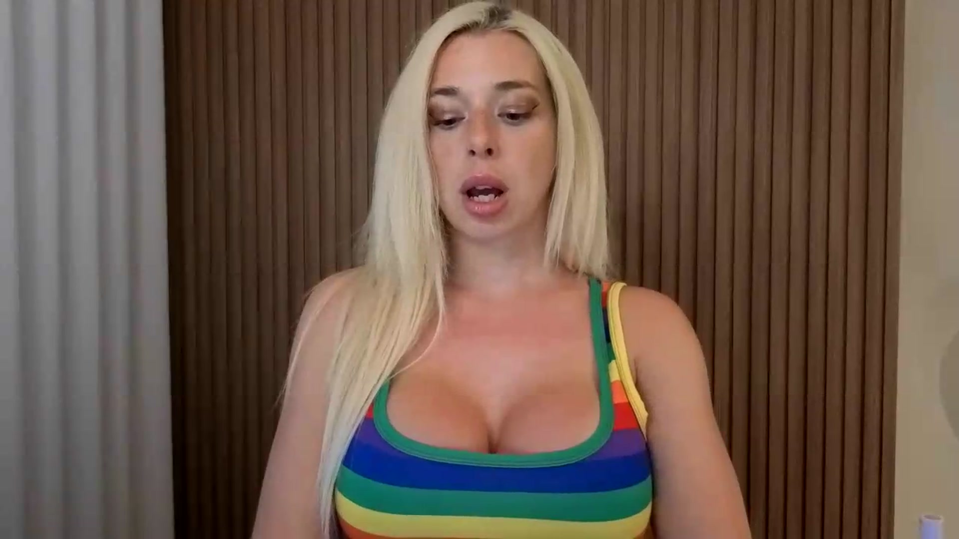Gallery image thumbnail from Riley_Parks's myfreecams stream on, 07/27/2026, 01:17 image 11 of 20