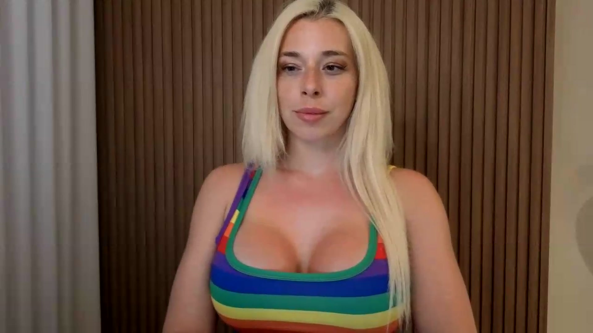 Gallery image thumbnail from Riley_Parks's myfreecams stream on, 07/27/2026, 02:13 image 13 of 20