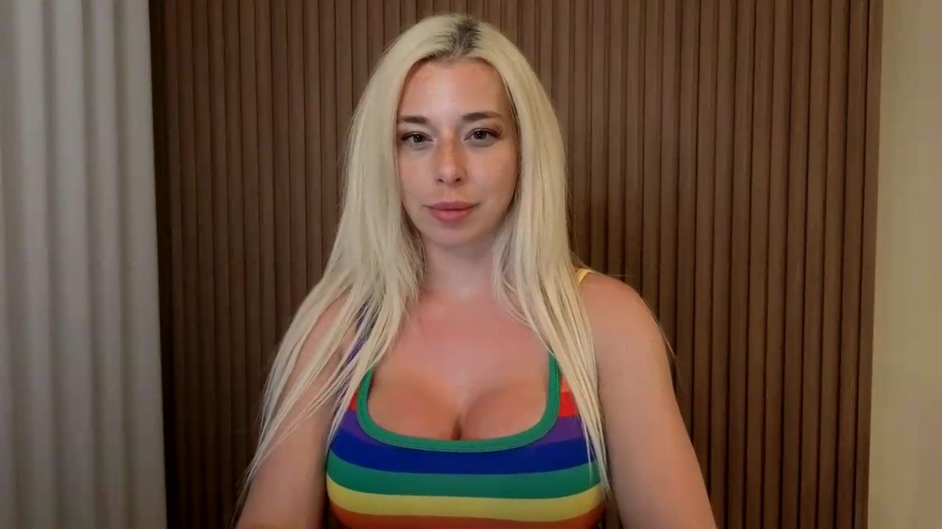 Gallery image thumbnail from Riley_Parks's myfreecams stream on, 07/27/2026, 03:30 image 19 of 20