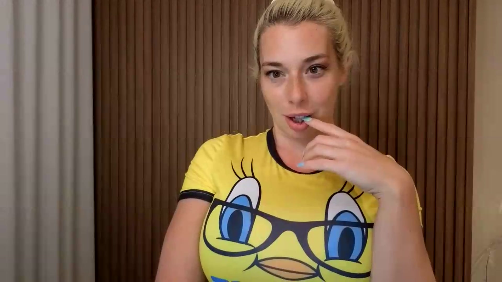 Gallery image thumbnail from Riley_Parks's myfreecams stream on, 08/05/2026, 03:03 image 8 of 20