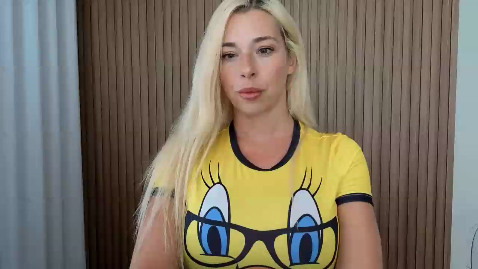 Gallery image thumbnail from Riley_Parks's myfreecams stream on, 08/11/2026, 18:11 image 1 of 20