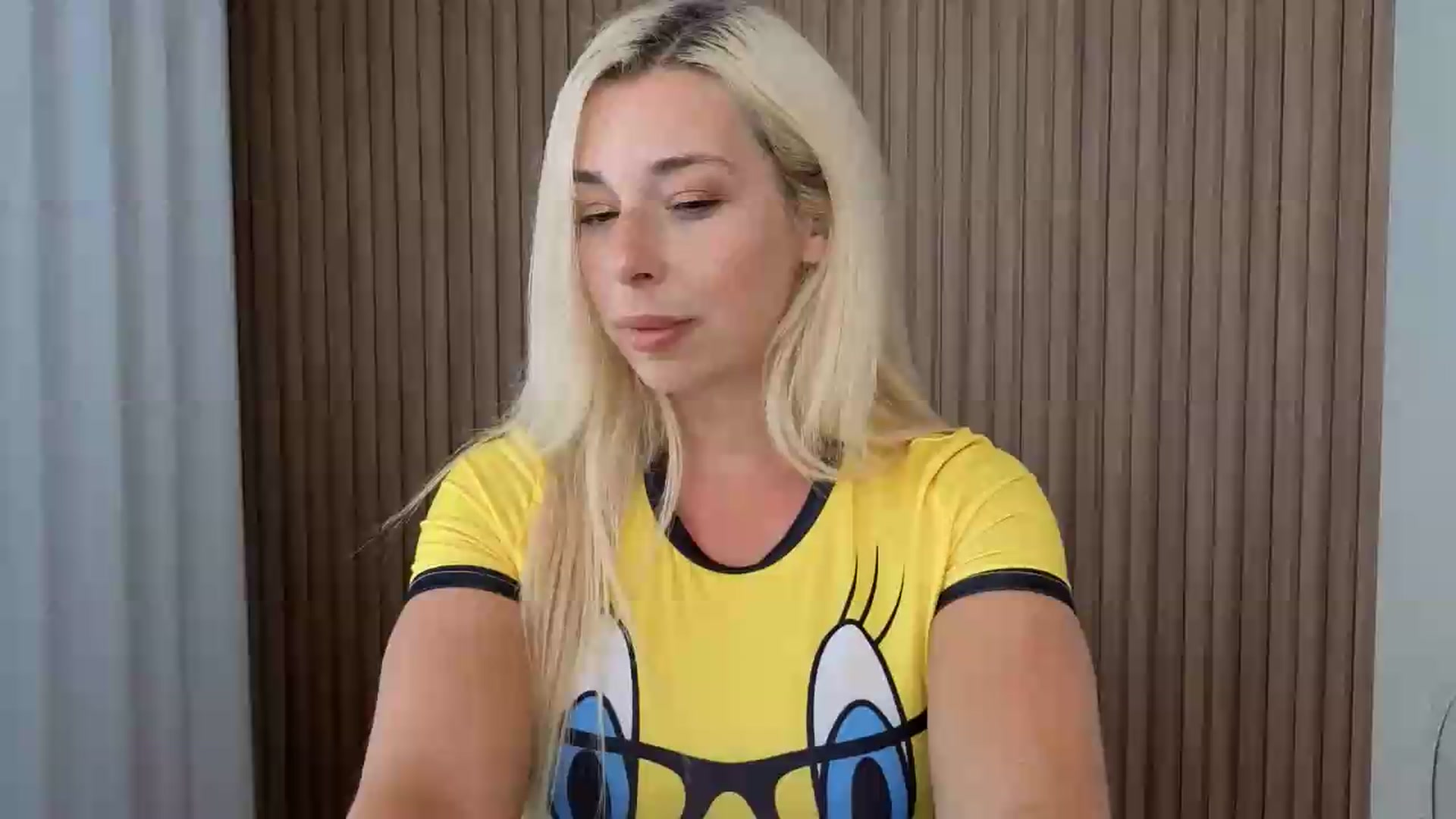 Gallery image thumbnail from Riley_Parks's myfreecams stream on, 08/11/2026, 18:11 image 20 of 20
