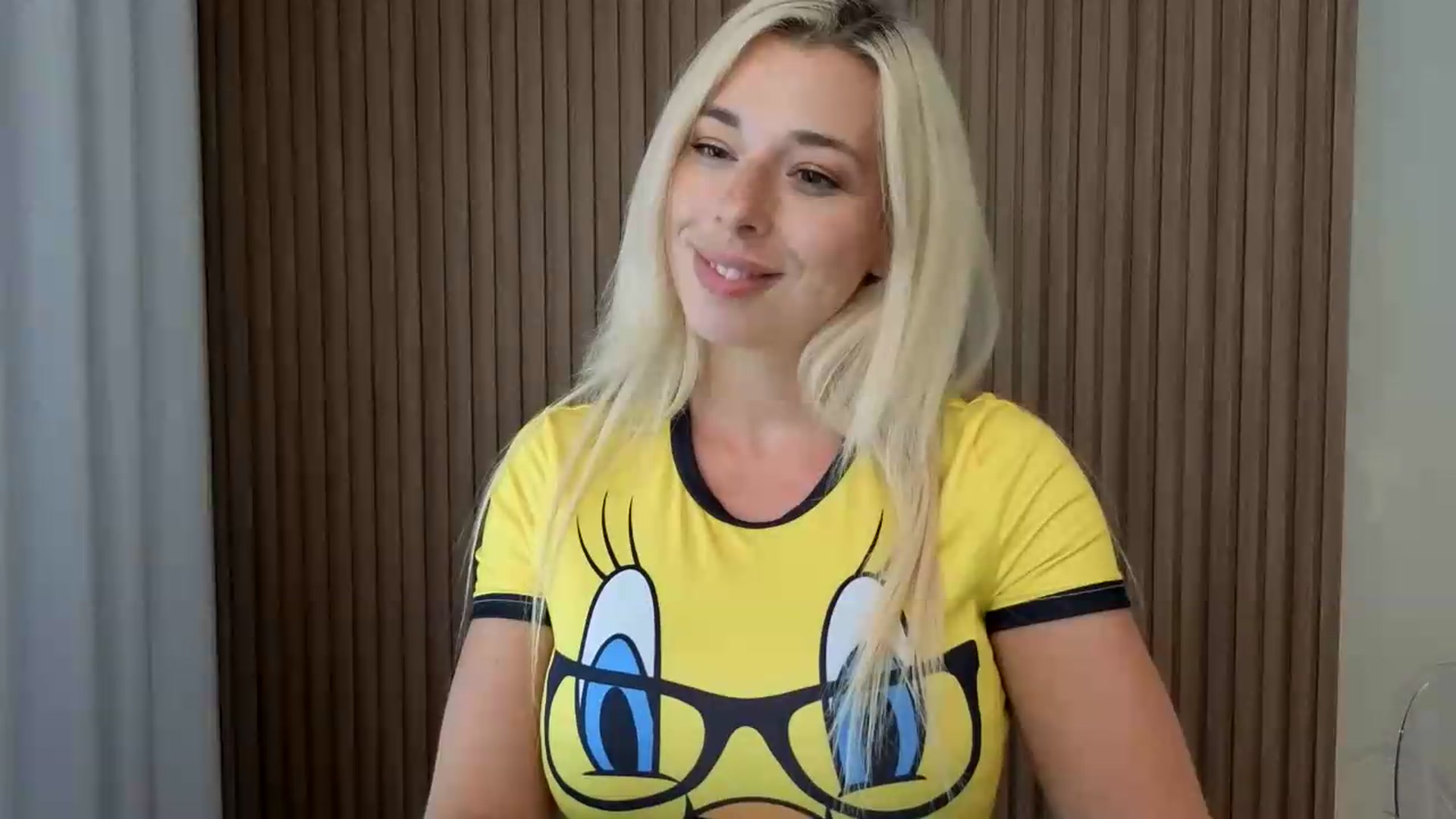 Gallery image thumbnail from Riley_Parks's myfreecams stream on, 08/11/2026, 21:29 image 6 of 20