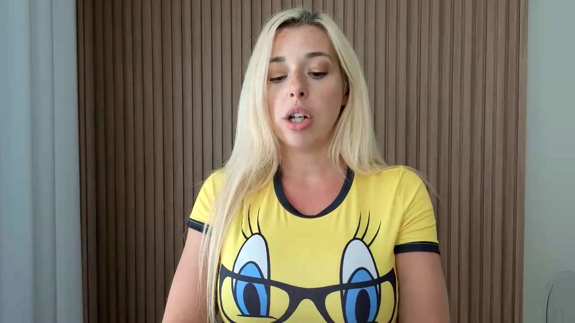 Gallery image thumbnail from Riley_Parks's myfreecams stream on, 08/11/2026, 22:39 image 4 of 20