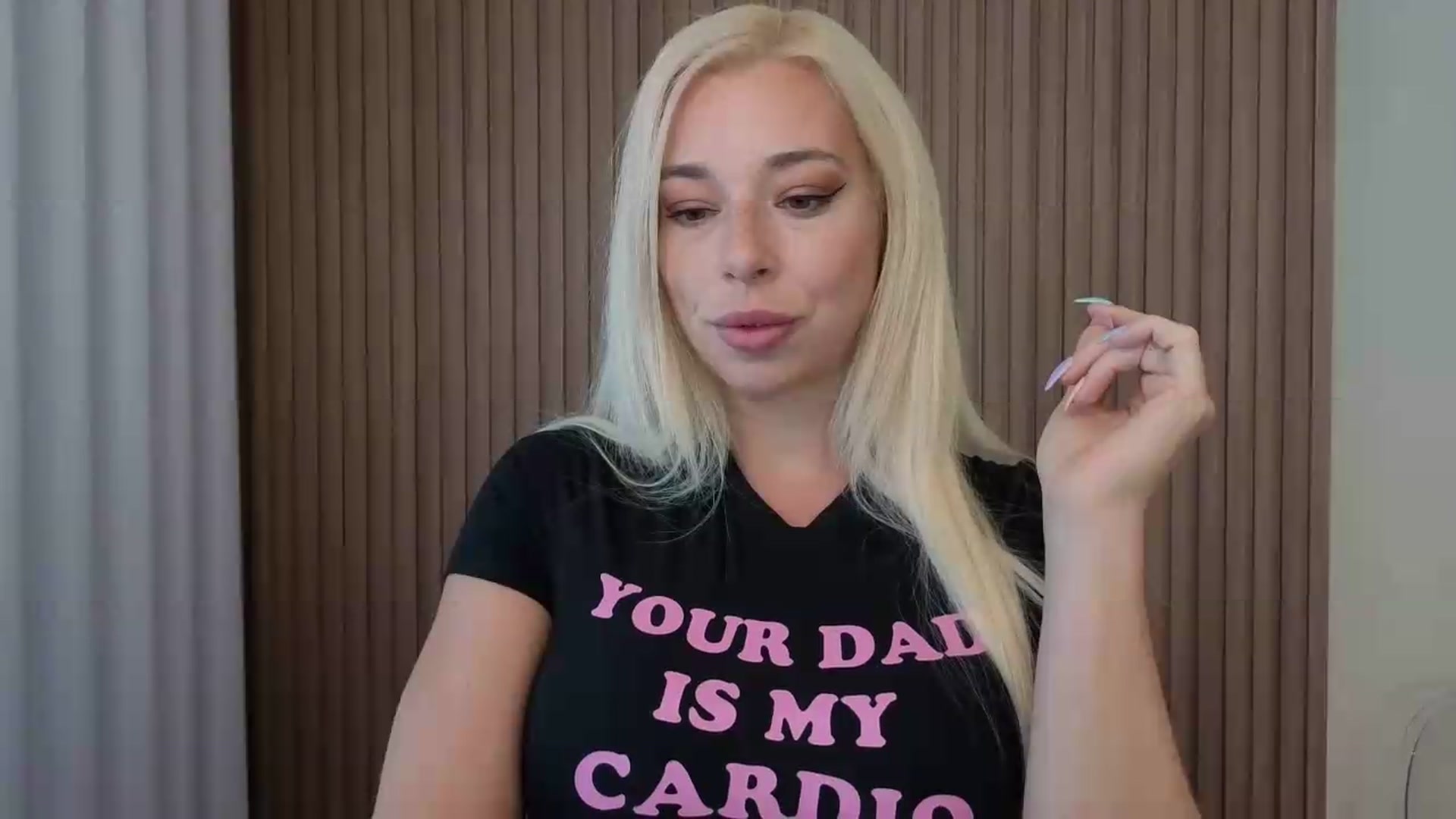 Gallery image thumbnail from Riley_Parks's myfreecams stream on, 08/15/2026, 14:55 image 3 of 20