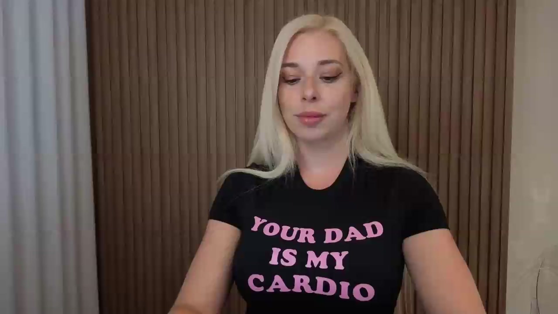 Gallery image thumbnail from Riley_Parks's myfreecams stream on, 08/16/2026, 02:16 image 3 of 20