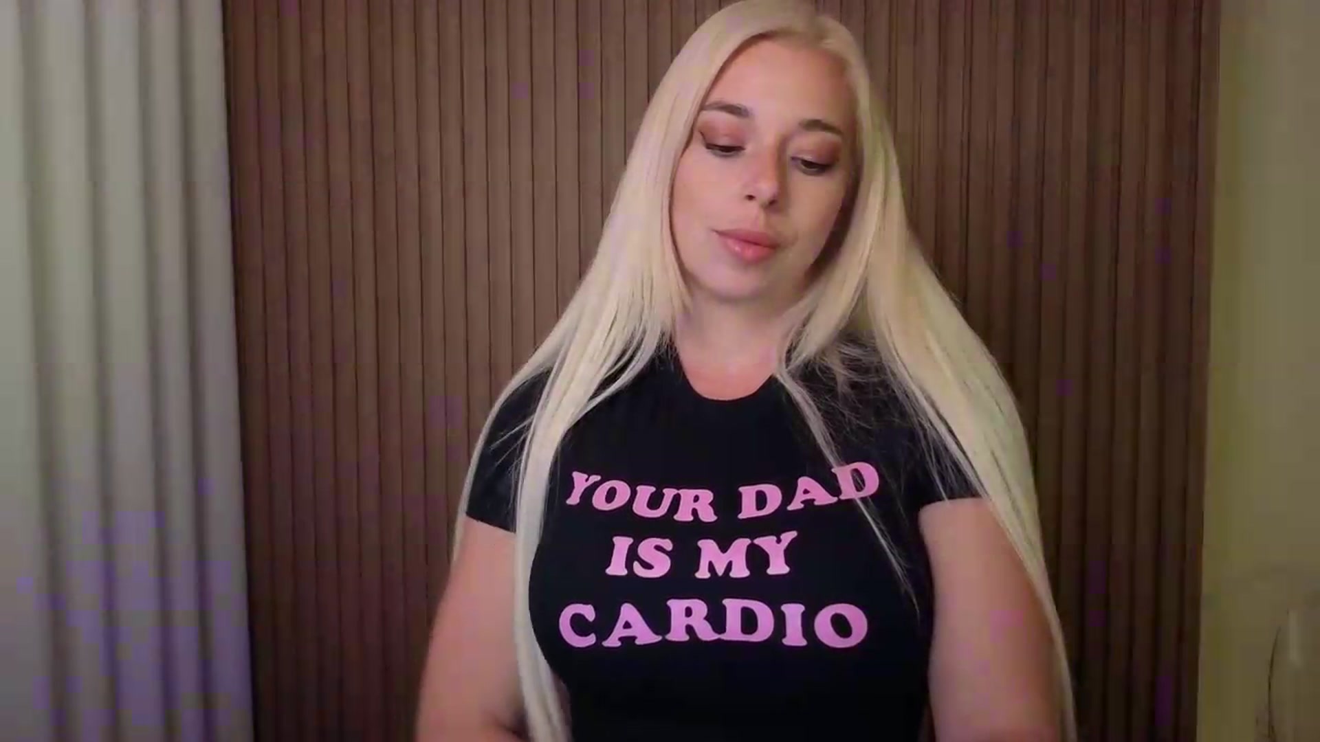 Gallery image thumbnail from Riley_Parks's myfreecams stream on, 08/16/2026, 03:30 image 13 of 20