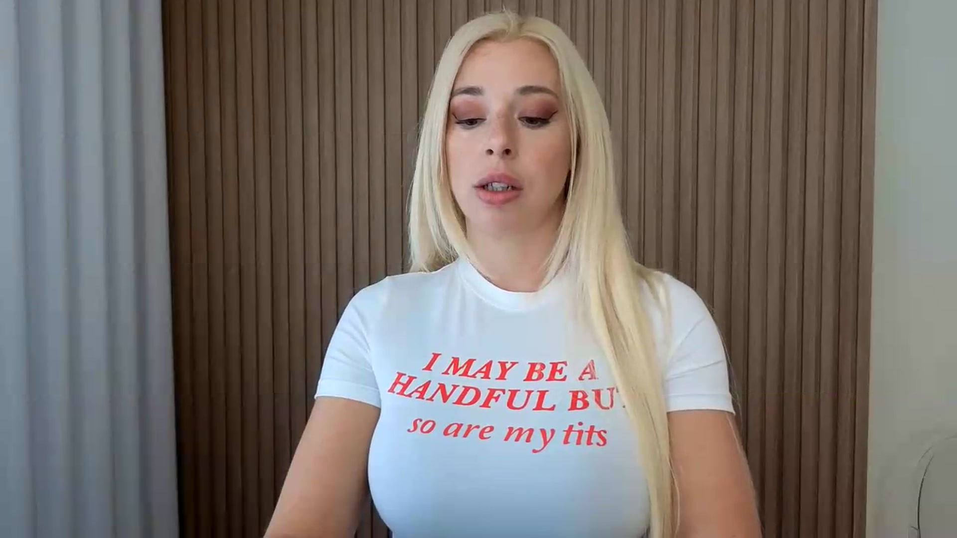 Gallery image thumbnail from Riley_Parks's myfreecams stream on, 08/16/2026, 15:50 image 8 of 20