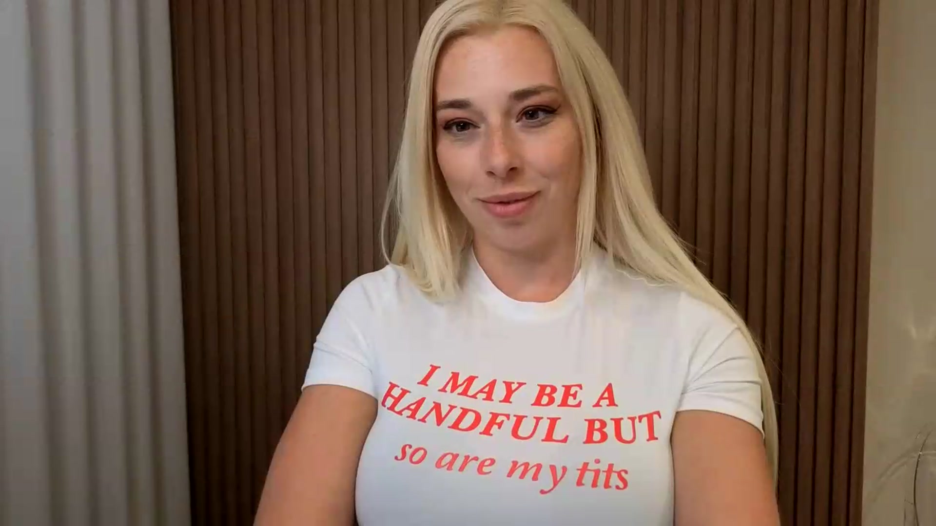 Gallery image thumbnail from Riley_Parks's myfreecams stream on, 08/17/2026, 01:36 image 8 of 20