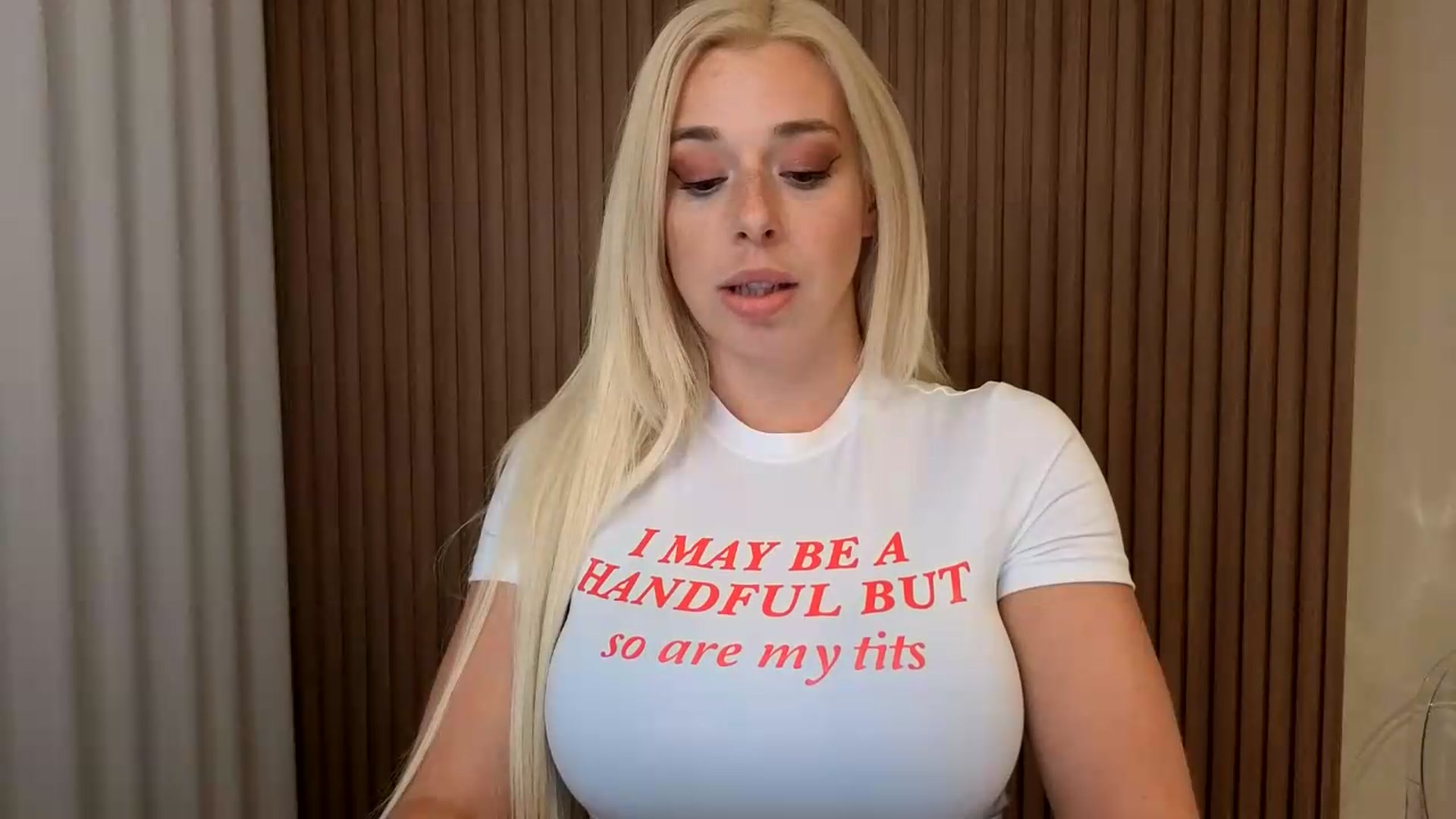Gallery image thumbnail from Riley_Parks's myfreecams stream on, 08/17/2026, 01:36 image 12 of 20