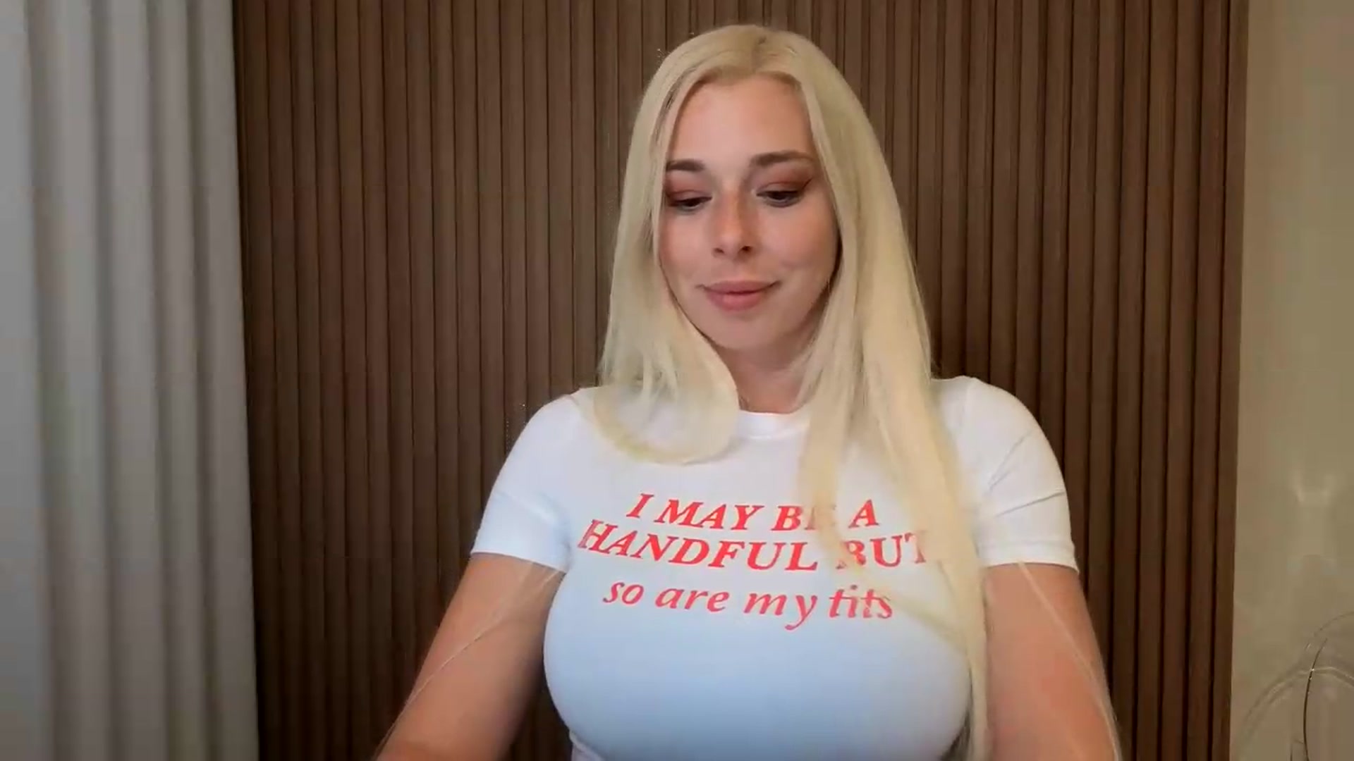 Gallery image thumbnail from Riley_Parks's myfreecams stream on, 08/17/2026, 04:19 image 3 of 20