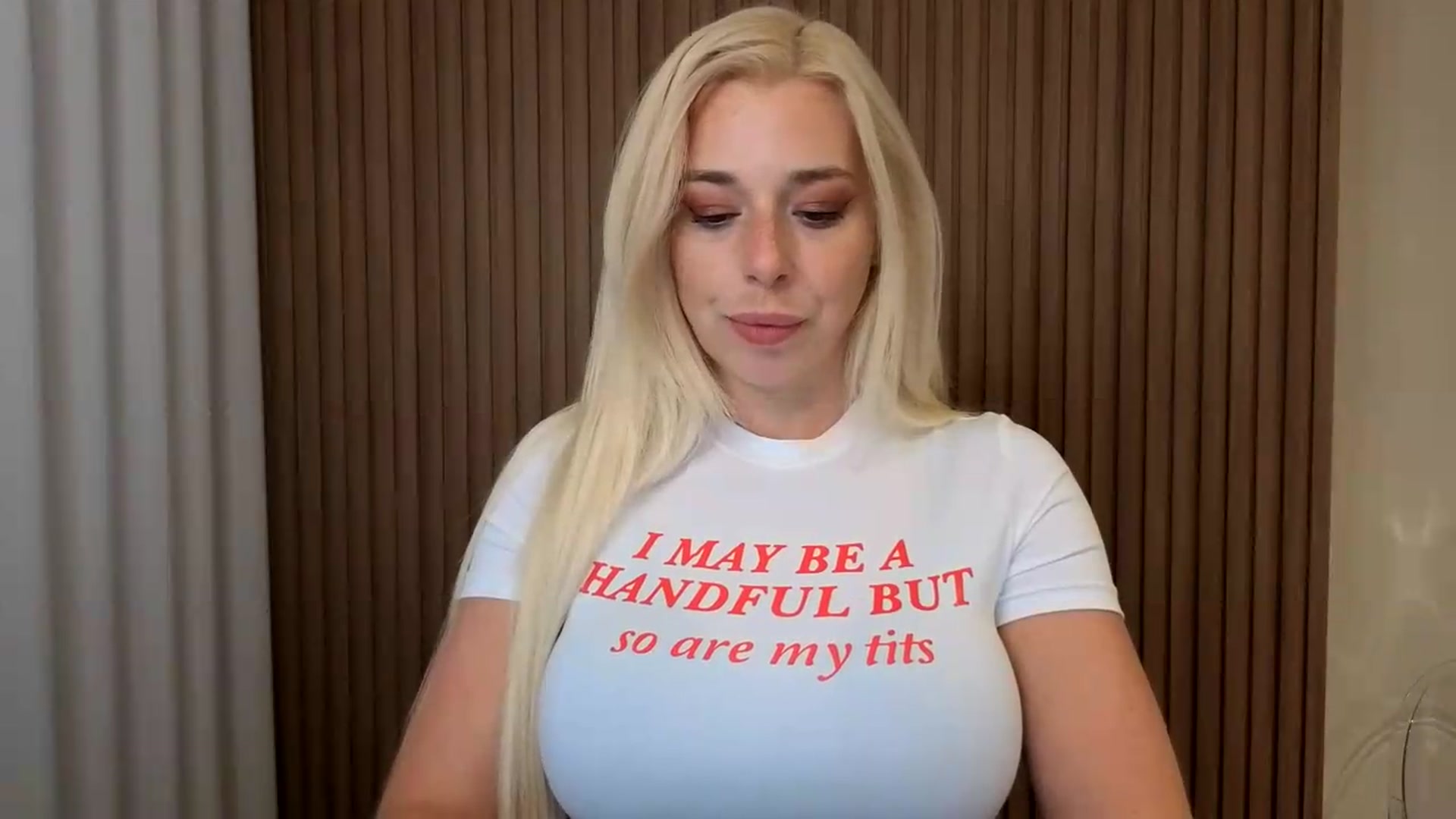 Gallery image thumbnail from Riley_Parks's myfreecams stream on, 08/17/2026, 04:19 image 11 of 20