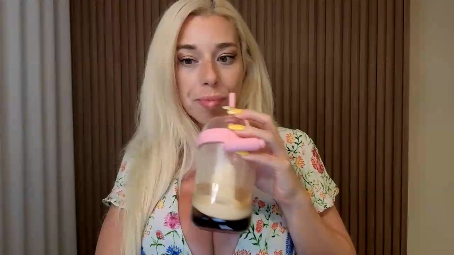Gallery image thumbnail from Riley_Parks's myfreecams stream on, 08/27/2026, 01:26 image 4 of 20