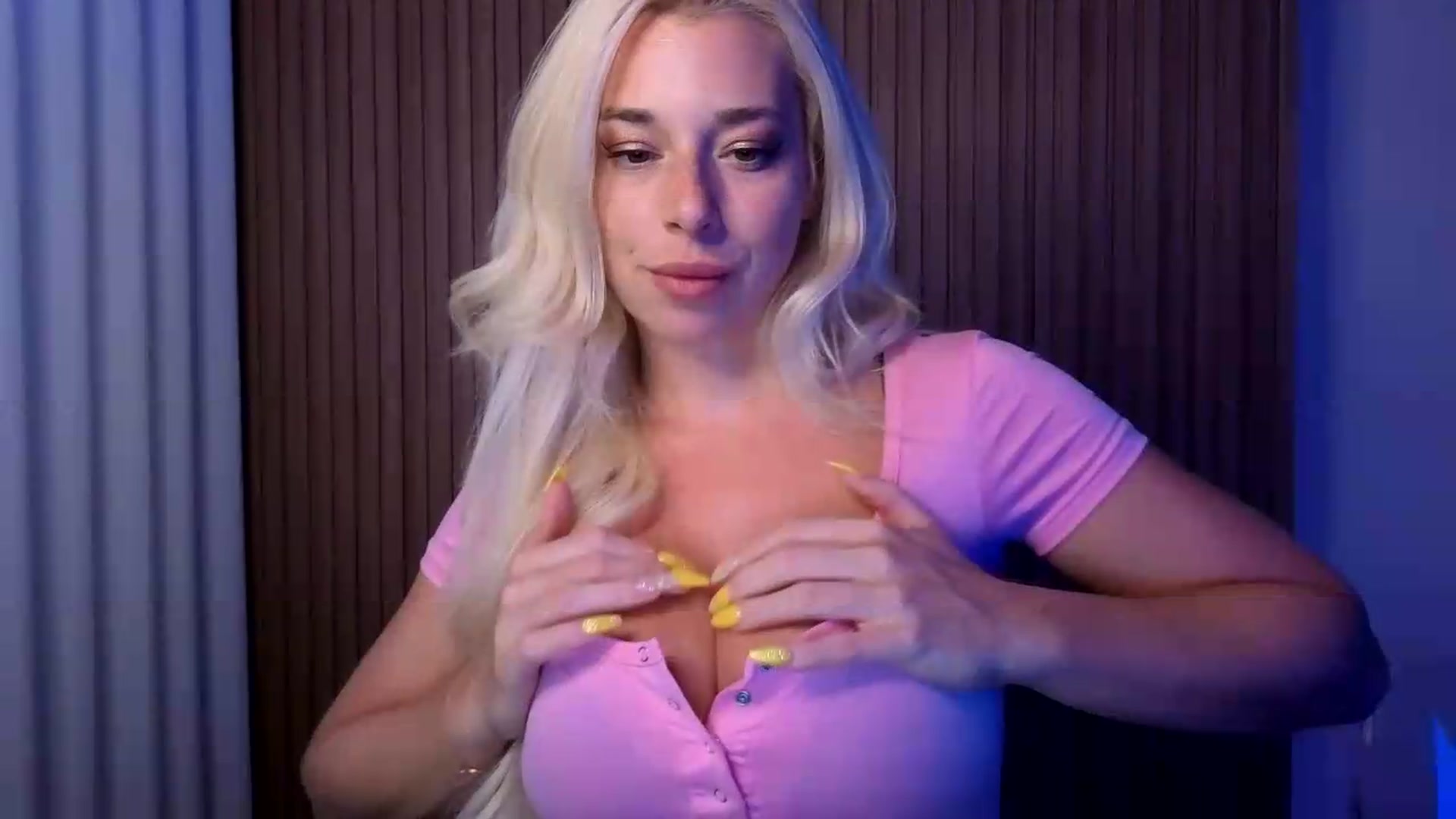 Gallery image thumbnail from Riley_Parks's myfreecams stream on, 09/01/2026, 04:25 image 14 of 20