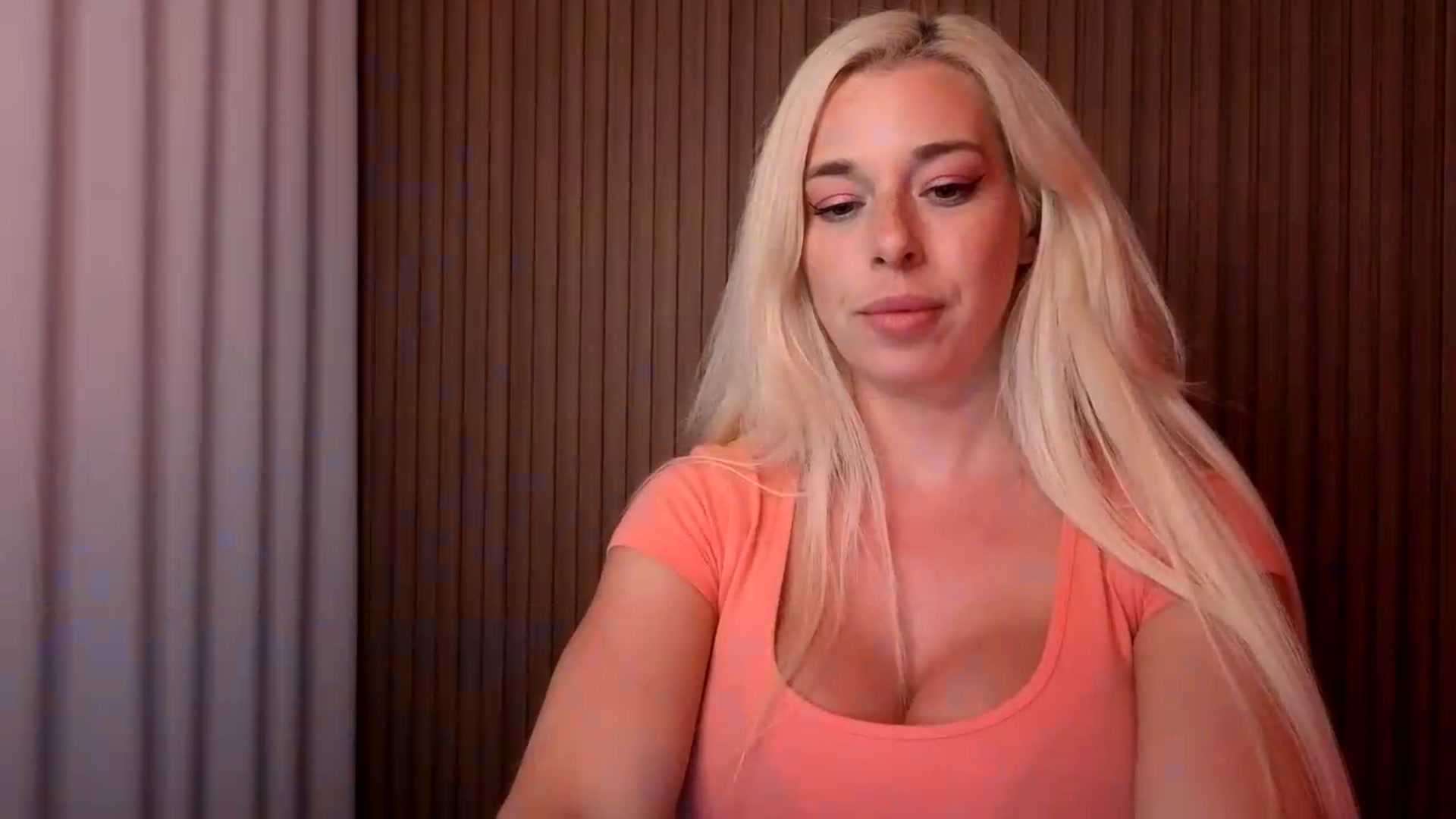 Gallery image thumbnail from Riley_Parks's myfreecams stream on, 09/03/2026, 03:55 image 6 of 20