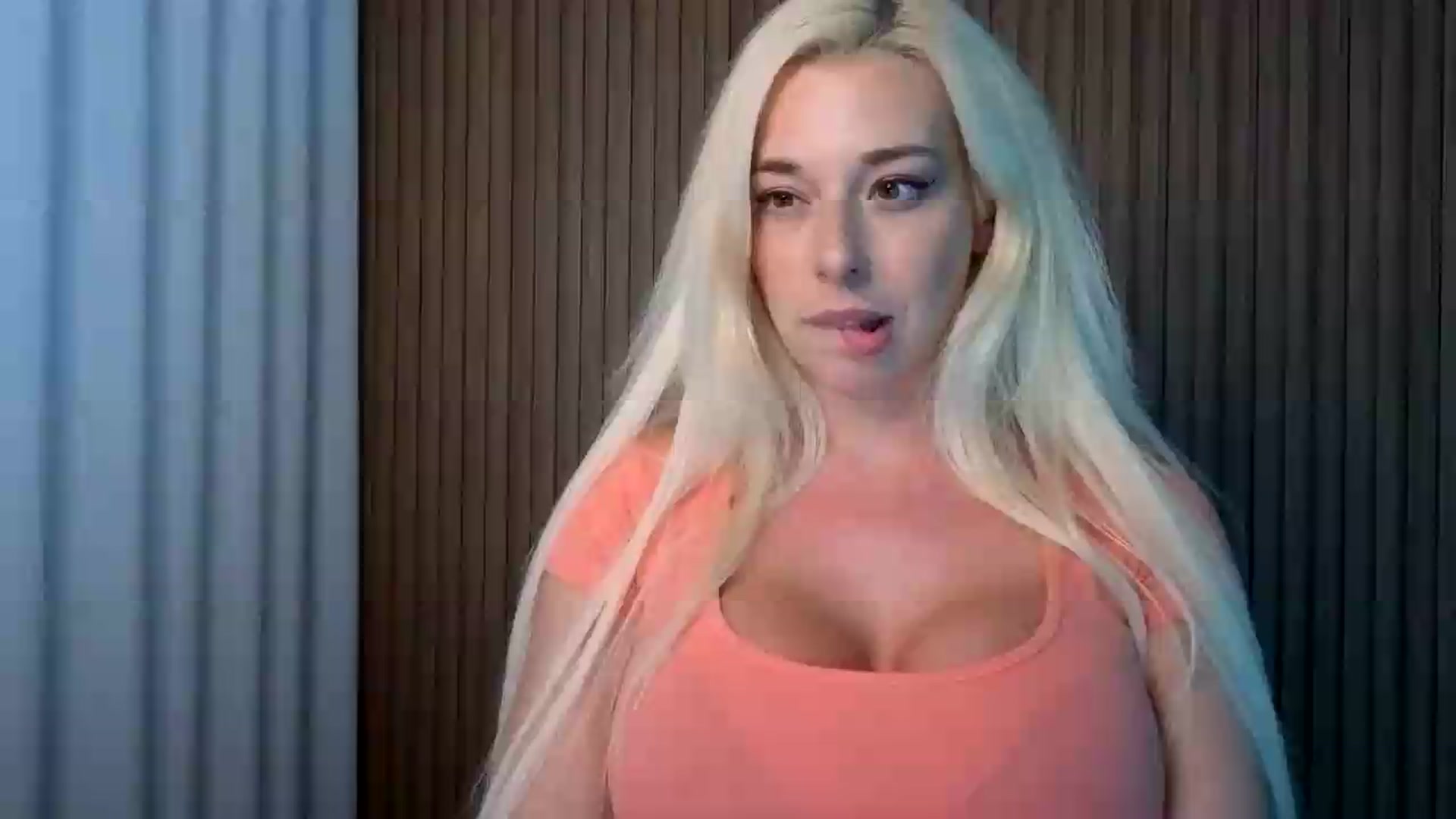 Gallery image thumbnail from Riley_Parks's myfreecams stream on, 09/03/2026, 03:55 image 8 of 20