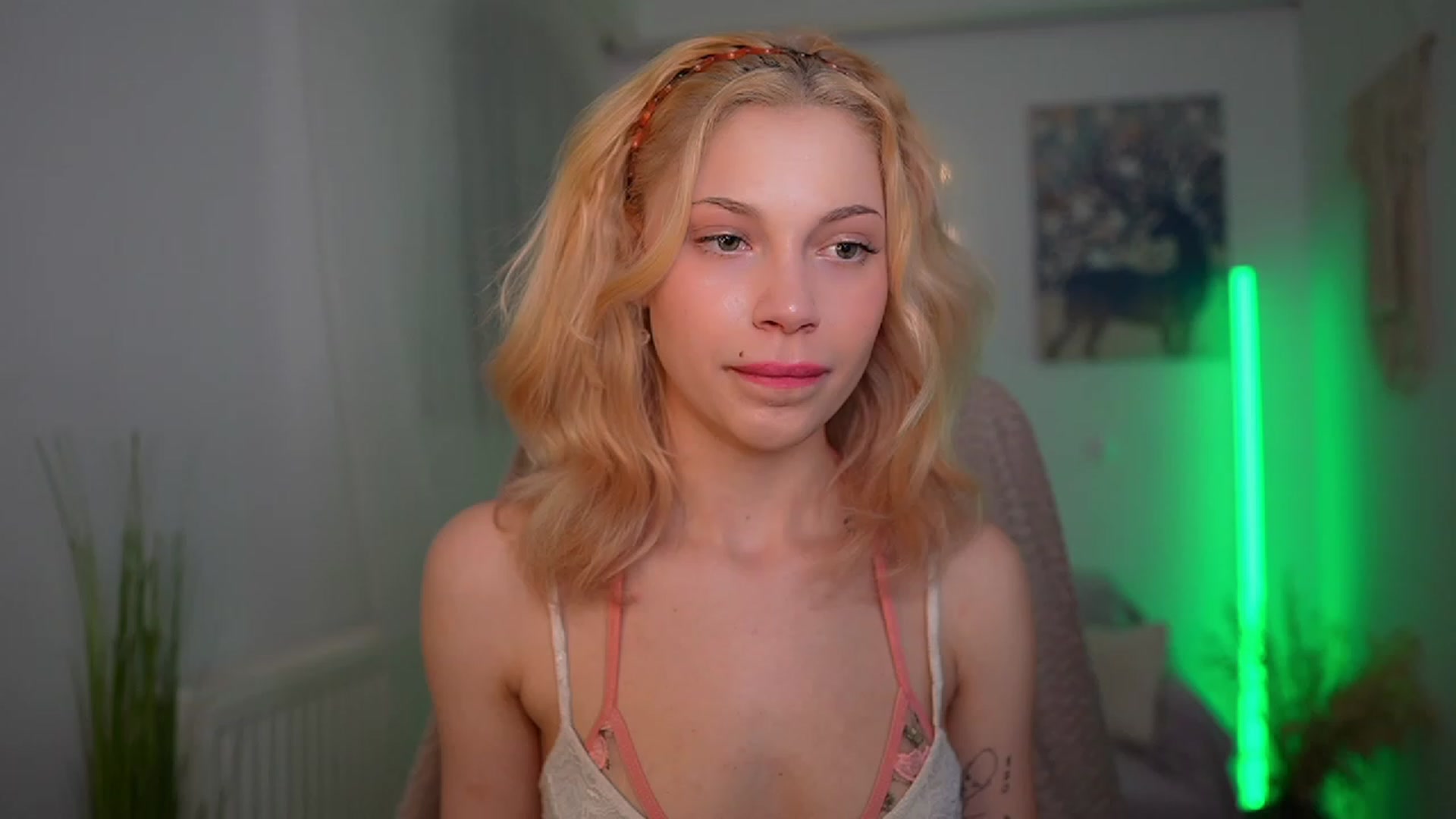 Gallery image thumbnail from Riley_Steele's myfreecams stream on, 03/13/2024, 18:42 image 19 of 20