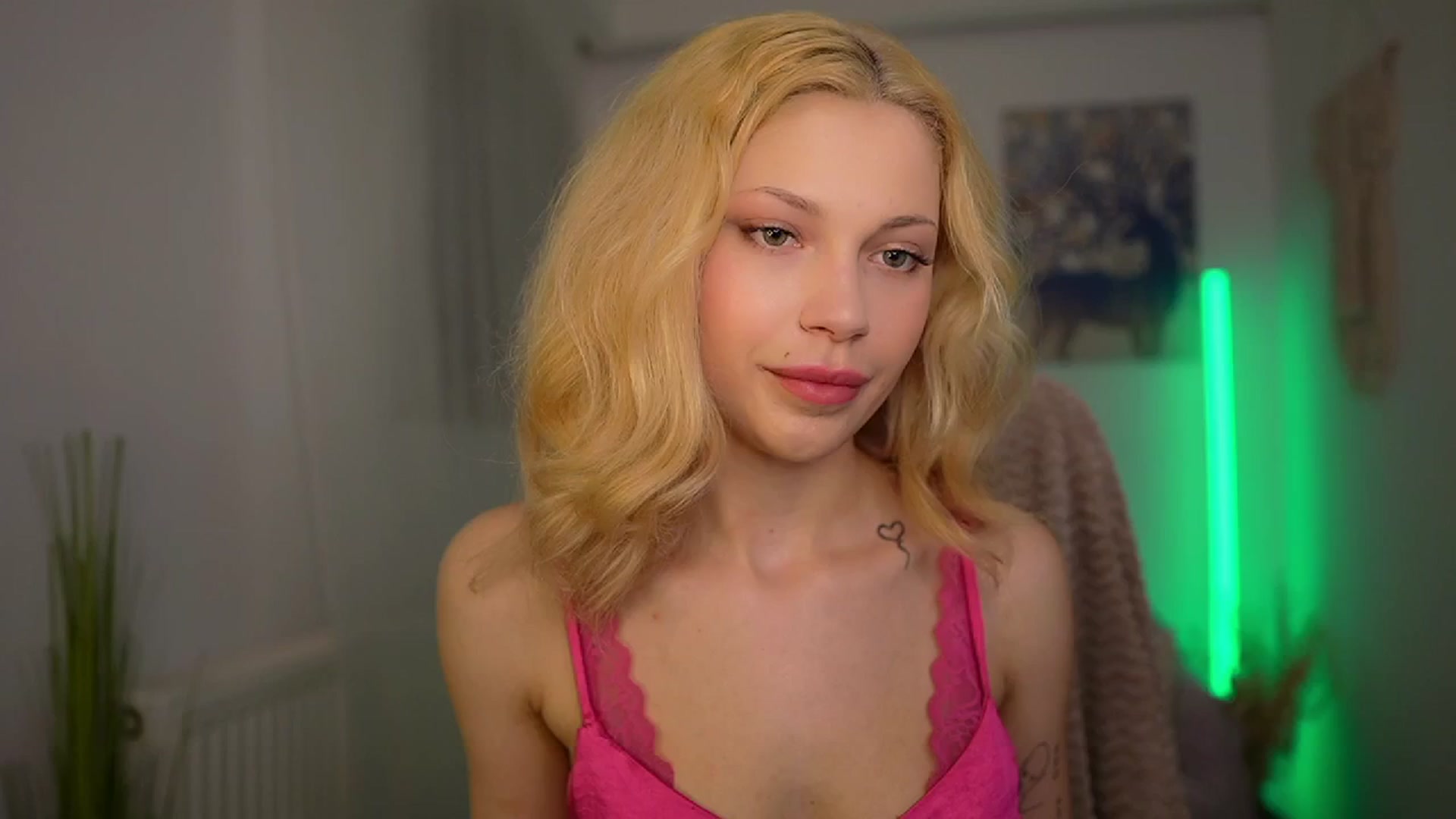 Gallery image thumbnail from Riley_Steele's myfreecams stream on, 03/14/2024, 17:45 image 19 of 20