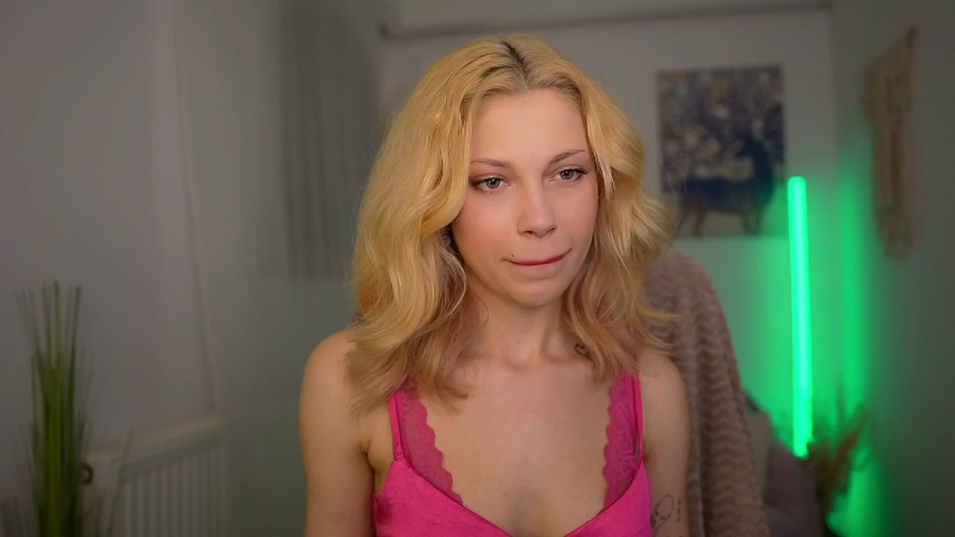 Gallery image thumbnail from Riley_Steele's myfreecams stream on, 03/14/2024, 17:45 image 15 of 20
