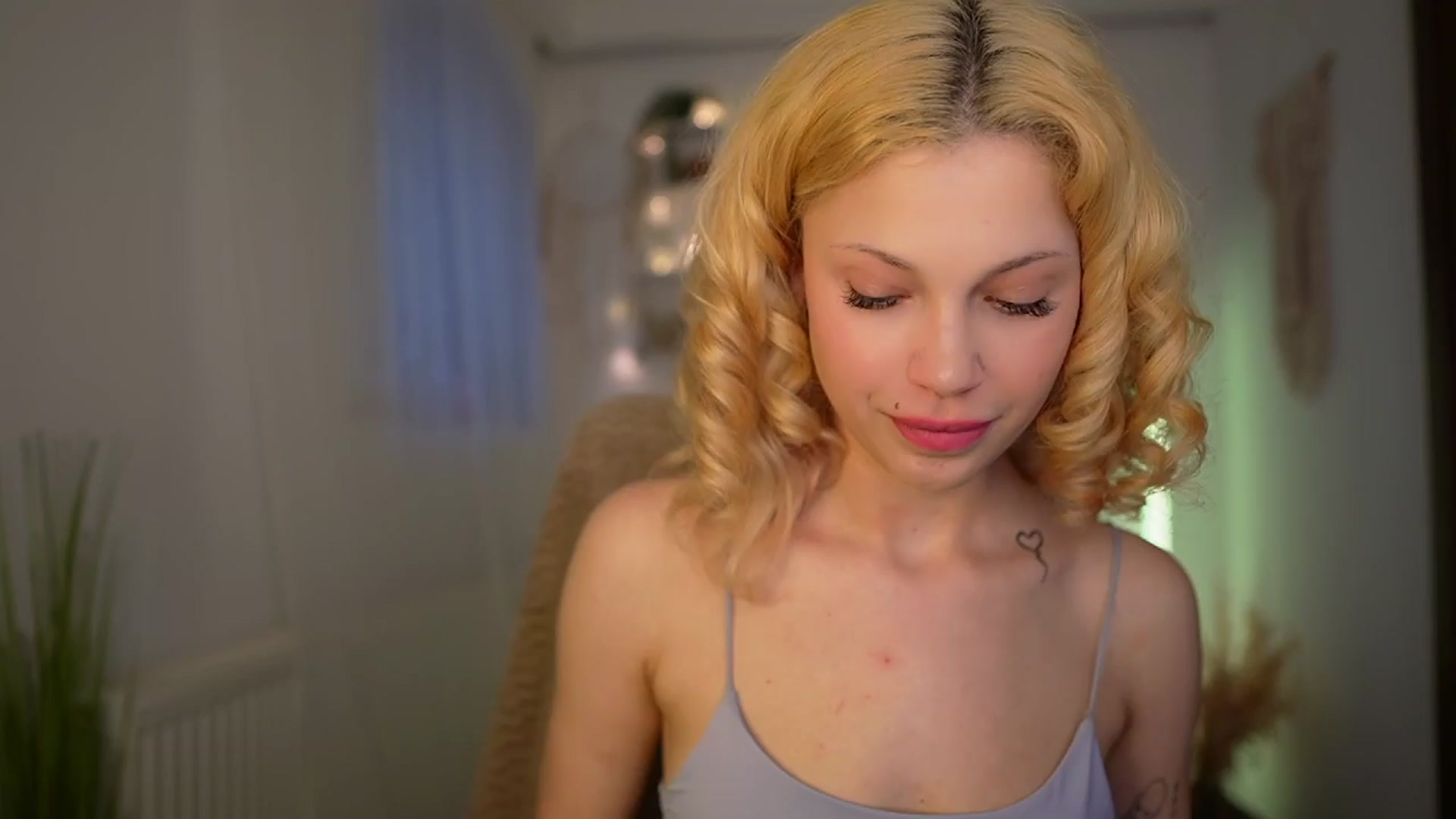 Gallery image thumbnail from Riley_Steele's myfreecams stream on, 03/24/2024, 16:27 image 13 of 20