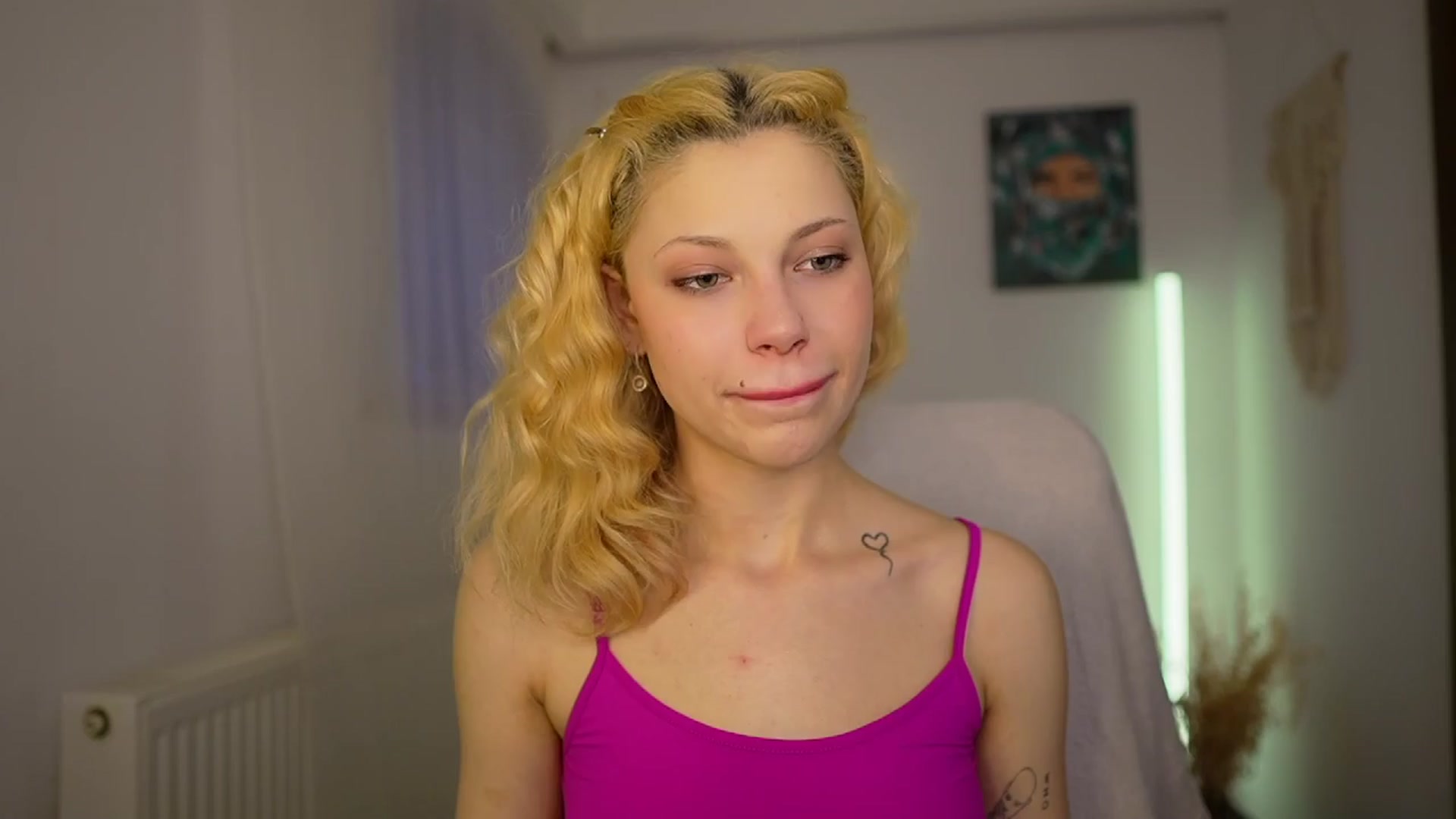 Gallery image thumbnail from Riley_Steele's myfreecams stream on, 03/26/2024, 17:05 image 14 of 20