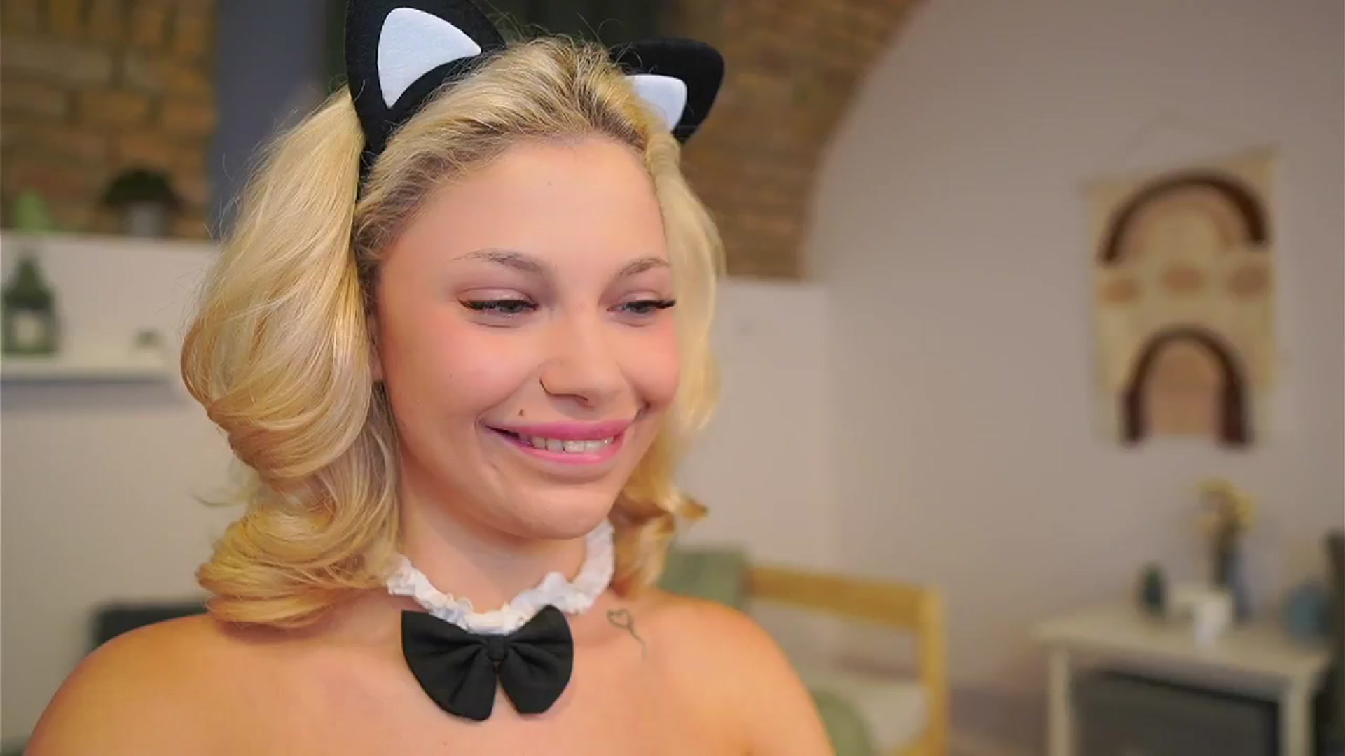 Gallery image thumbnail from Riley_Steele's myfreecams stream on, 09/13/2024, 20:36 image 7 of 20