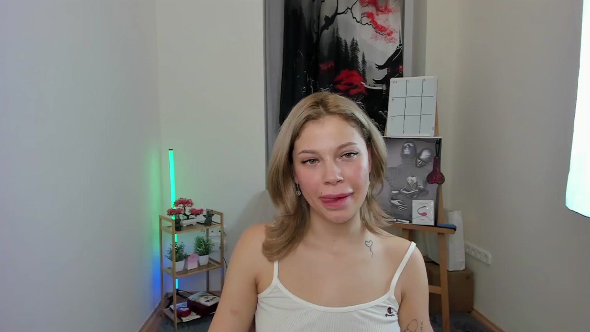 Gallery image thumbnail from Riley_Steele's myfreecams stream on, 10/02/2024, 22:48 image 17 of 20