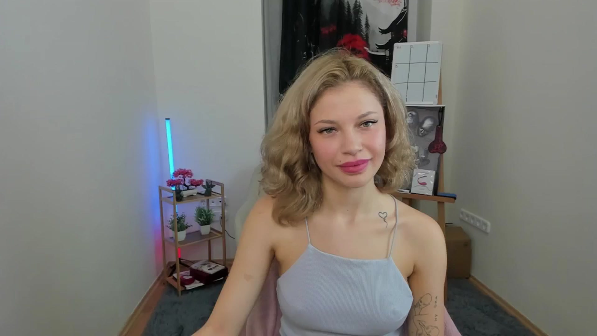 Gallery image thumbnail from Riley_Steele's myfreecams stream on, 10/03/2024, 19:56 image 3 of 20