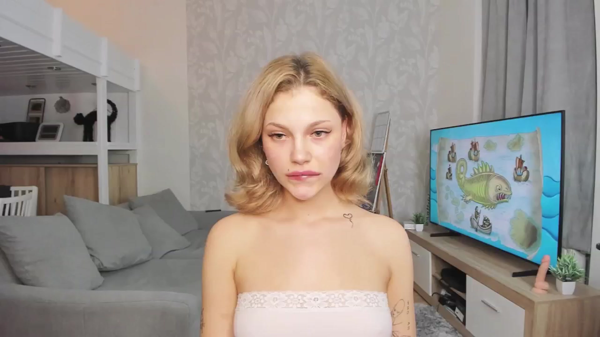 Gallery image thumbnail from Riley_Steele's myfreecams stream on, 11/03/2024, 23:26 image 12 of 20