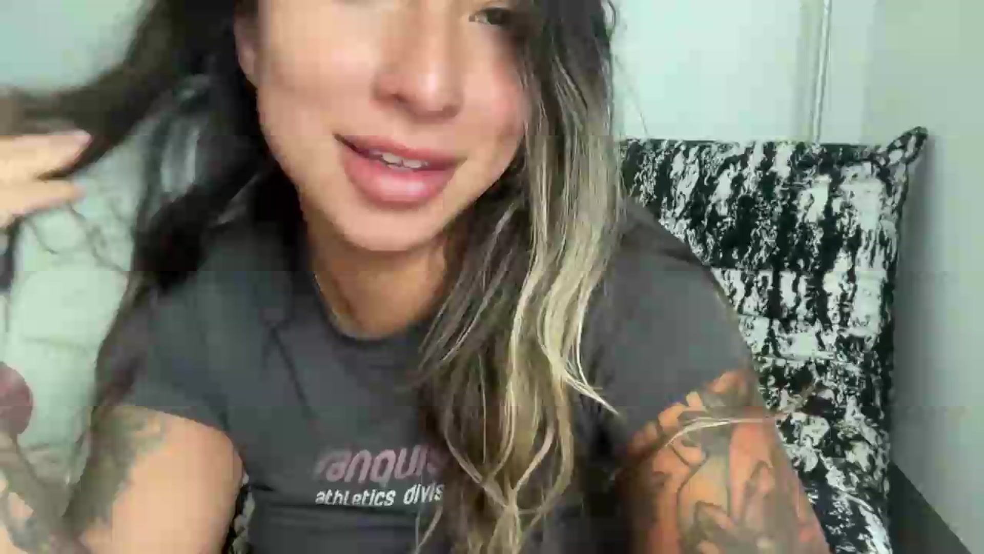 Gallery image thumbnail from Rileywildd's myfreecams stream on, 08/12/2026, 16:58 image 1 of 20
