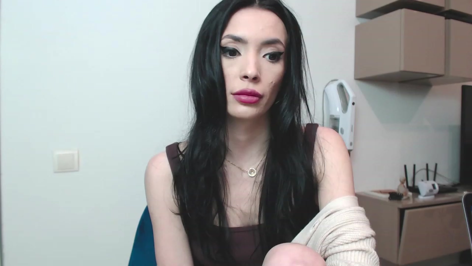 Gallery image thumbnail from Rileyy's myfreecams stream on, 04/03/2023, 23:14 image 6 of 20