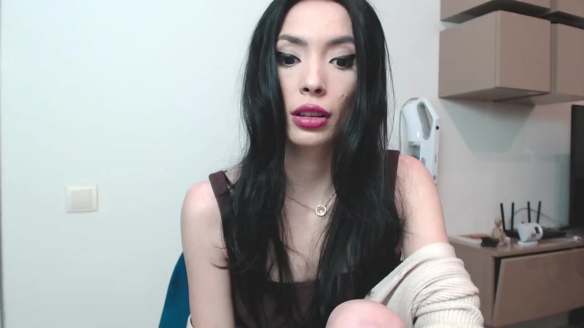 Gallery image thumbnail from Rileyy's myfreecams stream on, 04/03/2023, 23:14 image 5 of 20