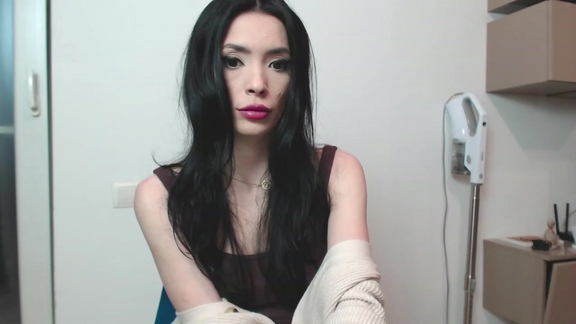 Gallery image thumbnail from Rileyy's myfreecams stream on, 04/03/2023, 23:14 image 1 of 20