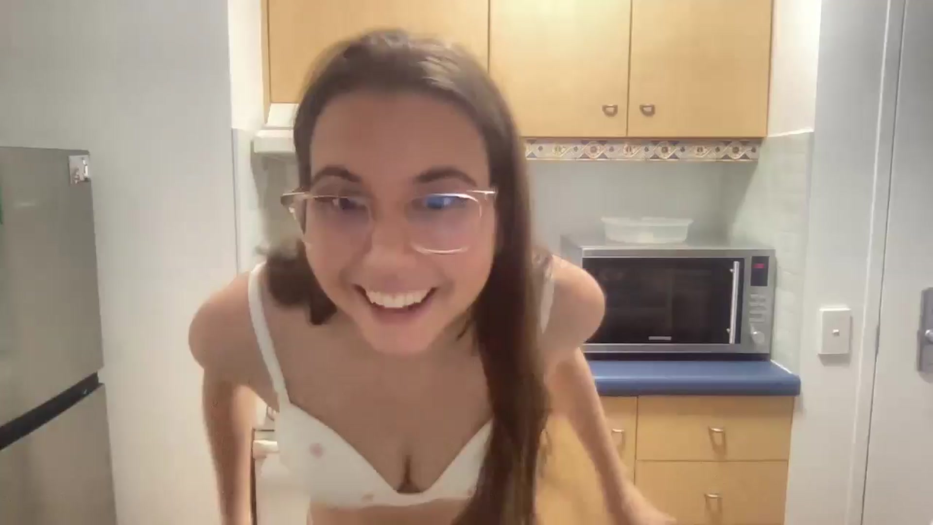 Gallery image thumbnail from Rileyy_Quinn's myfreecams stream on, 07/25/2025, 01:46 image 1 of 20