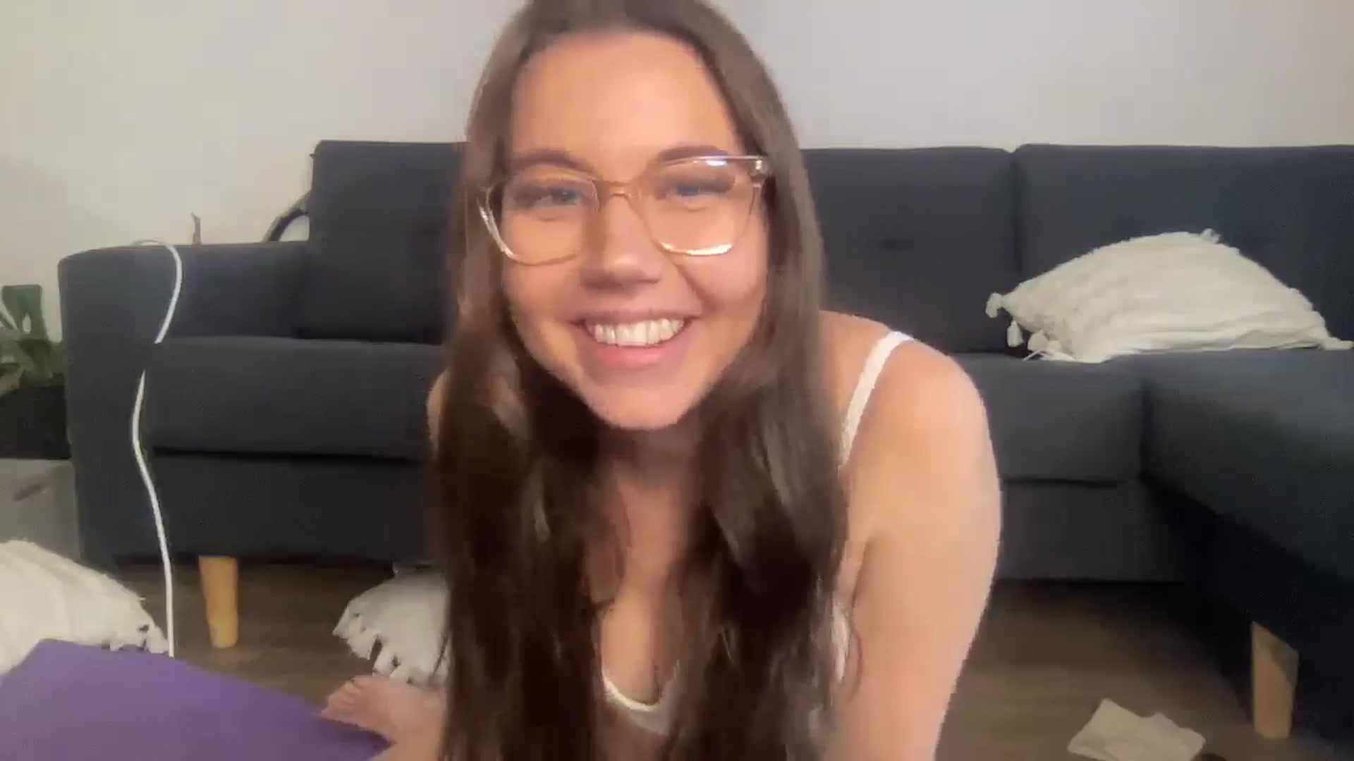 Gallery image thumbnail from Rileyy_Quinn's myfreecams stream on, 07/25/2025, 03:59 image 5 of 20